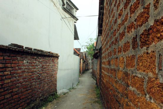 Aged-old alleys in Duong Lam Ancient Village