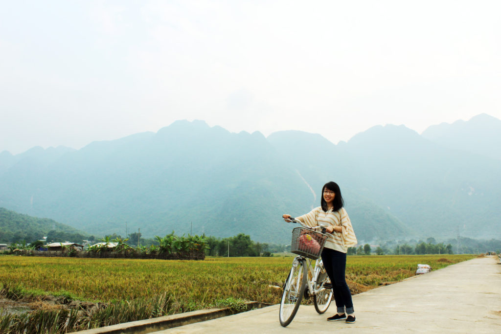 Hiring a bicycle for as cheap as 20000VND / hour in Mai Chau 