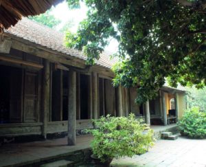 Traditional house at Duong Lam